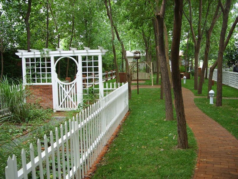 Wood Look Fencing suppliers